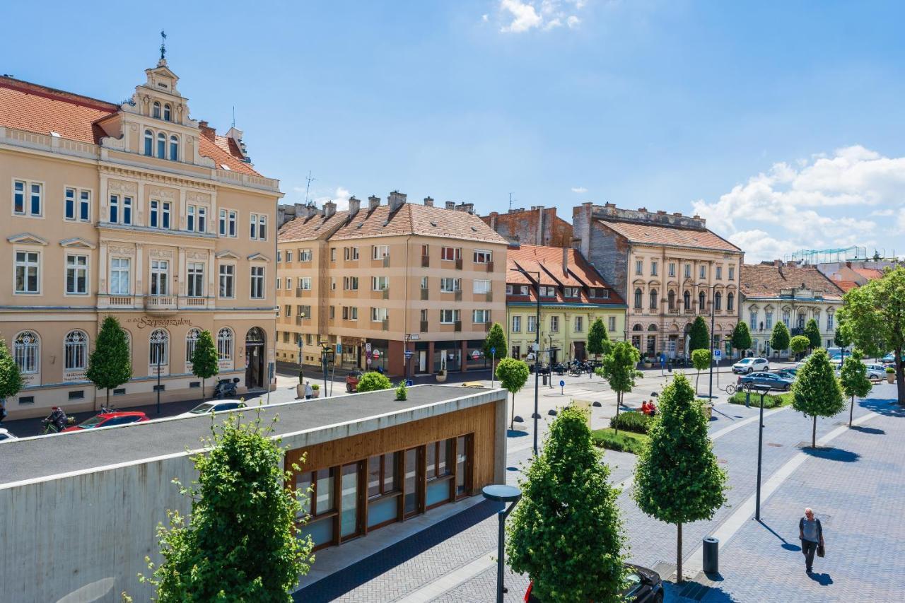 Central Residence Sopron Kültér fotó